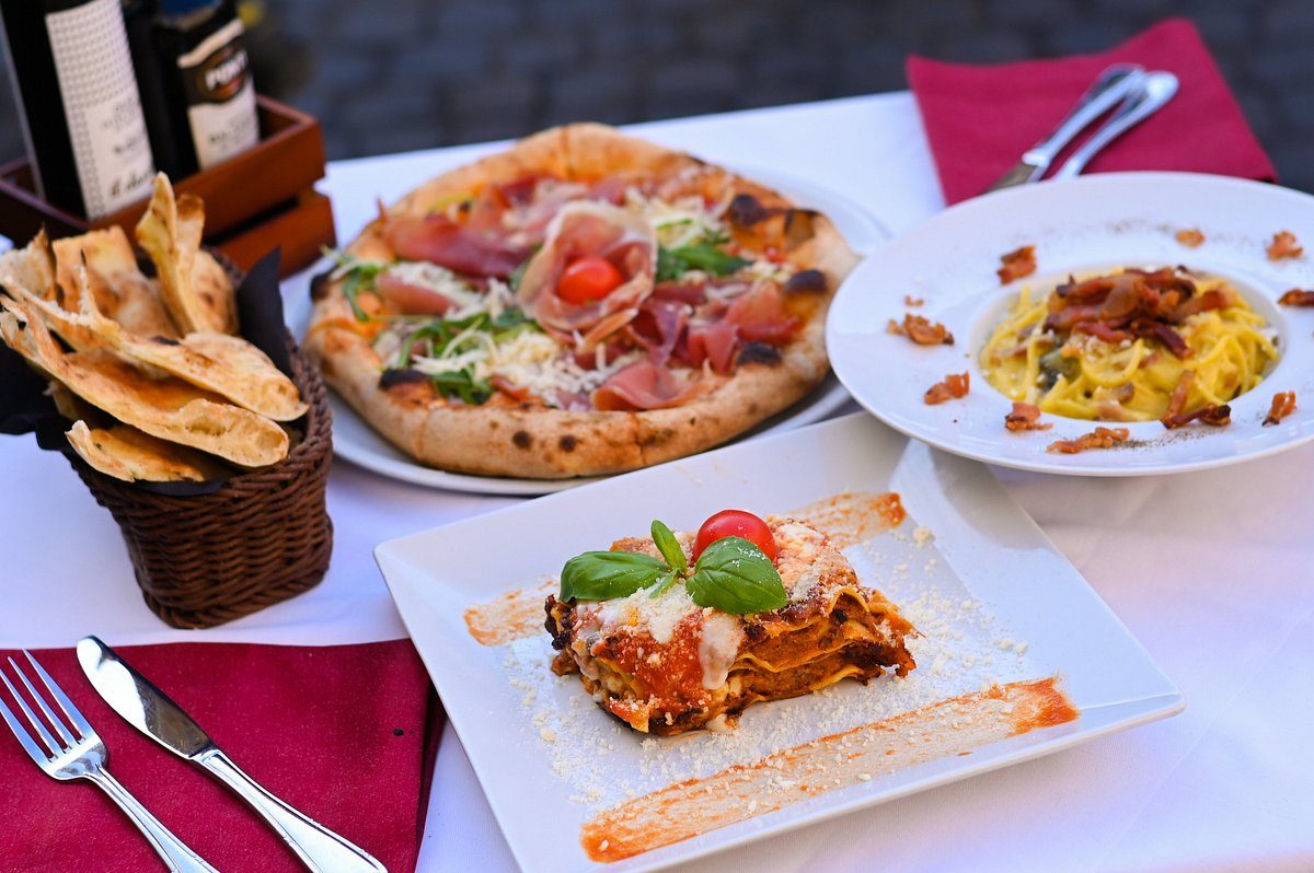 Parete enoteca con mosaico romano