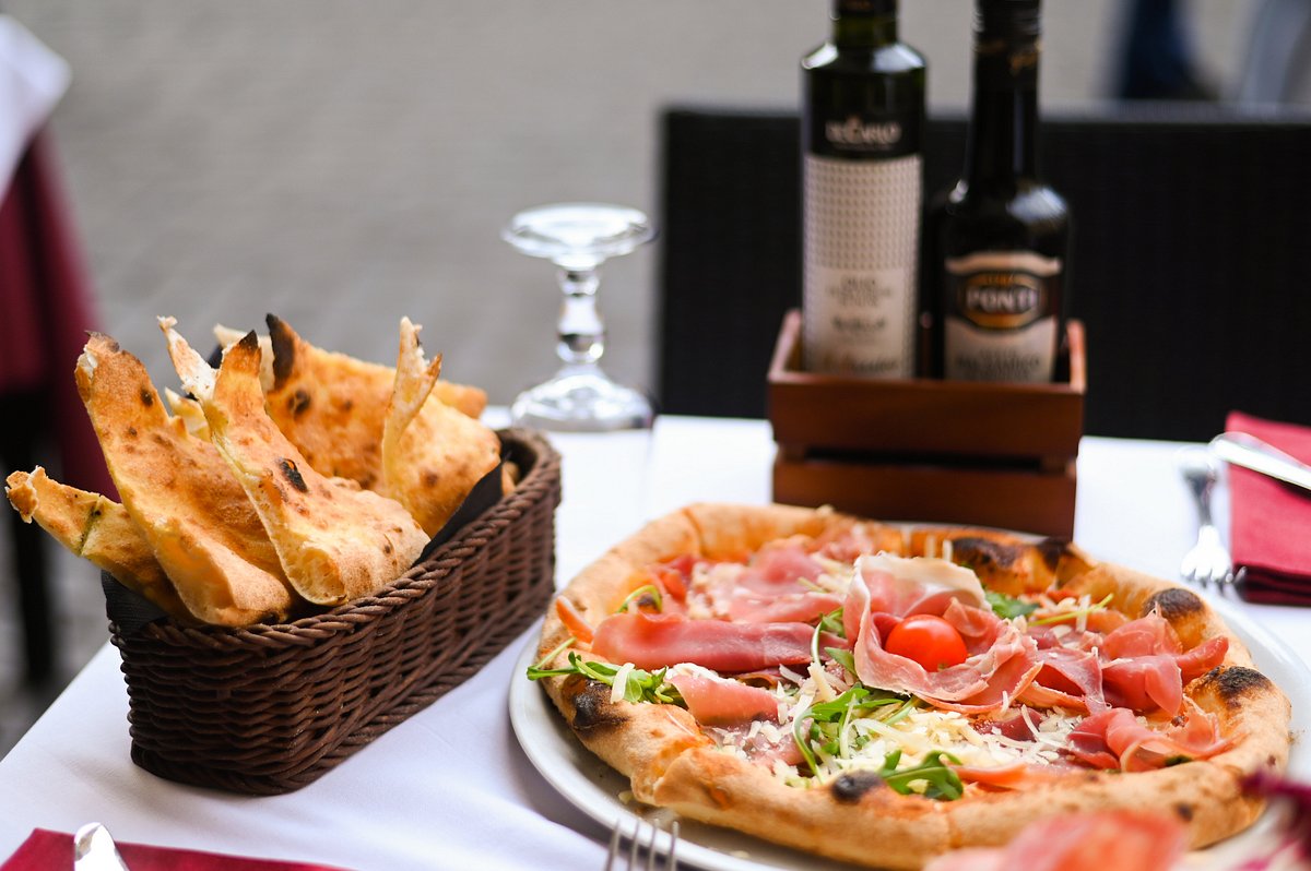 menu.featured.alt.pizze